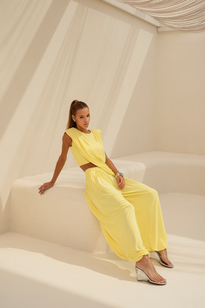 CONJUNTO BÚZIOS CALÇA ALADIM E BLUSA DRAPEADA - AMARELO