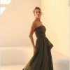 VESTIDO SOFISTIC LONGO T.Q.C. ASSIMÉTRICO ORGANZA - VERDE MILITAR