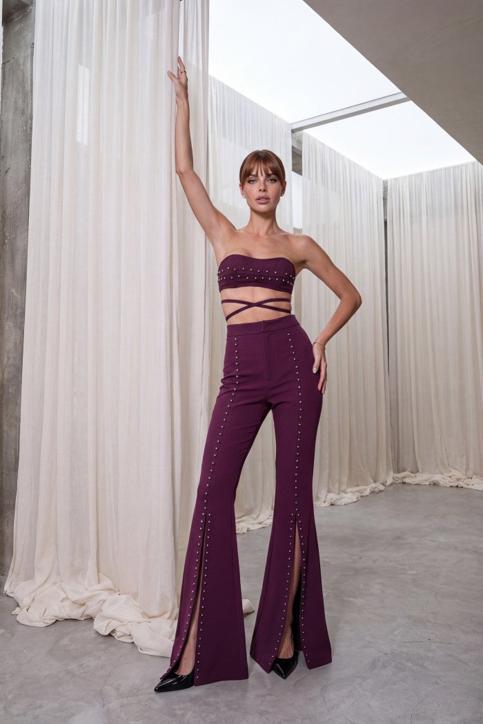 CONJUNTO TOP E PANTALONA TAINÁ FLARE FENDA PÉROLAS ATELIER - UVA