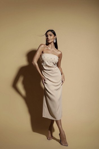 VESTIDO MIDI ALFAIATARIA PÉROLAS - AREIA
