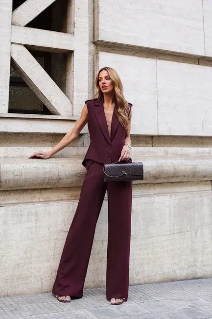 CONJUNTO VERSALHES COLETE E CALÇA ALFAITARIA - MARSALA