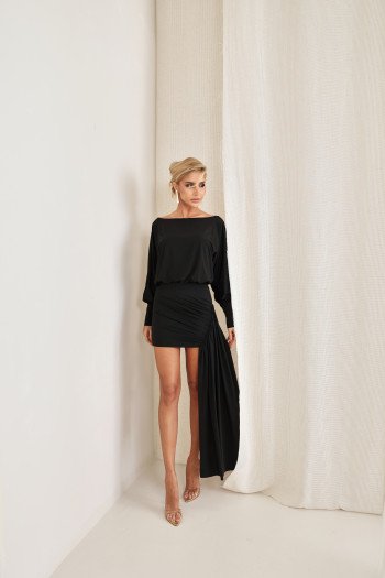 VESTIDO TAILÂNDIA CURTO COM CALDA - PRETO