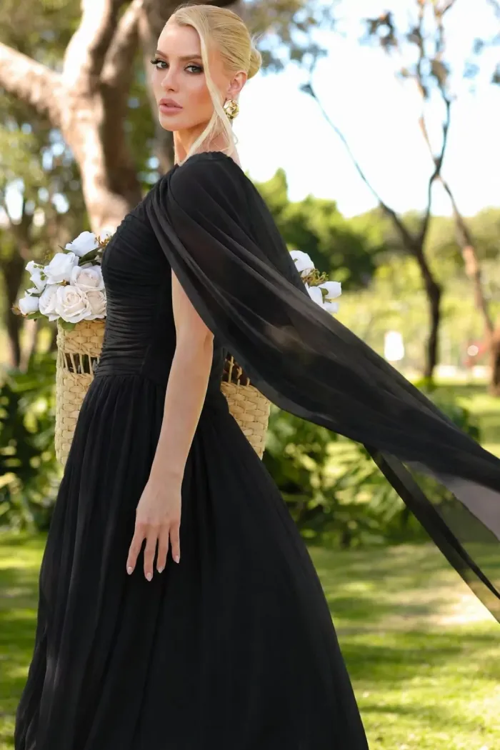 VESTIDO LONGO RUBI UM OMBRO CAPA DRAPEADO - PRETO