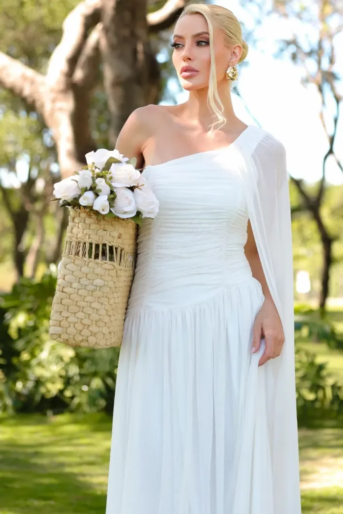 VESTIDO LONGO RUBI UM OMBRO CAPA DRAPEADO - OFF WHITE
