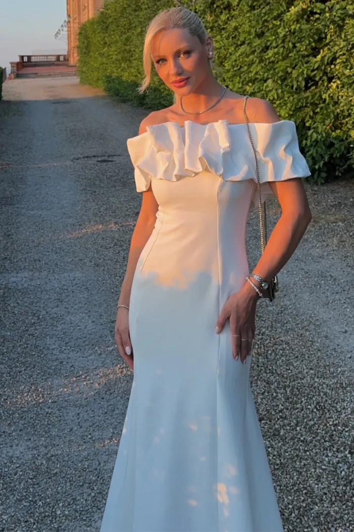 VESTIDO VIOLETA LONGO BABADOS OMBRO A OMBRO - OFF WHITE