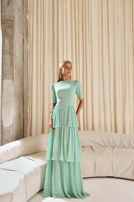 VESTIDO CHARLOTE LONGO CAMADAS - VERDE MENTA