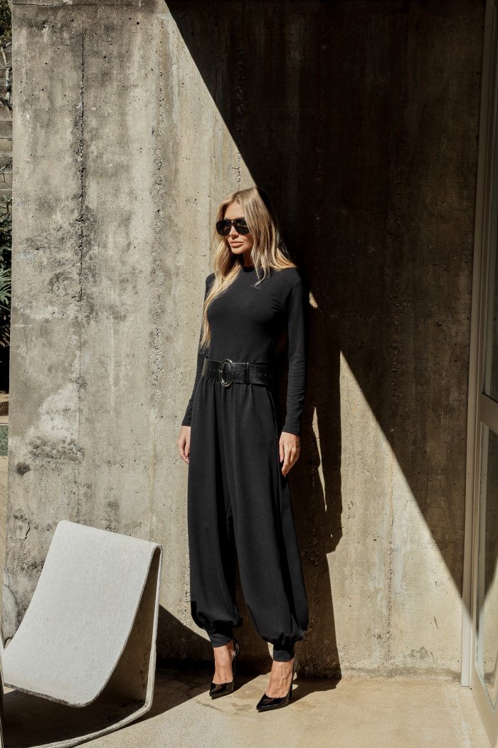 CONJUNTO ADELINE BLUSA E CALÇA MOLETINHO - PRETO