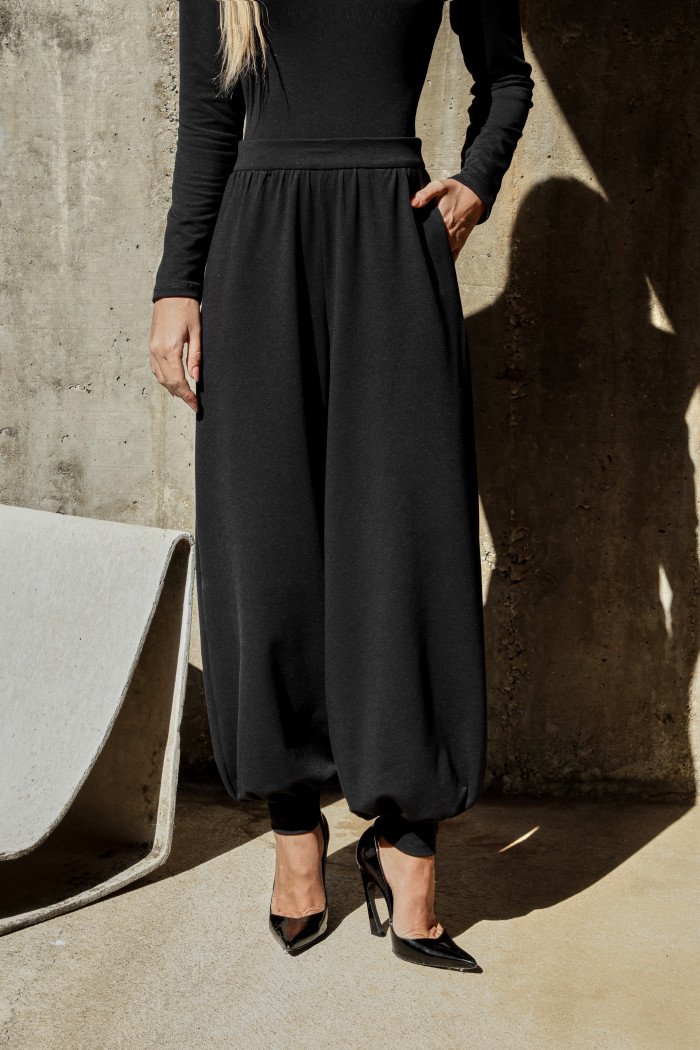CONJUNTO ADELINE BLUSA E CALÇA MOLETINHO - PRETO