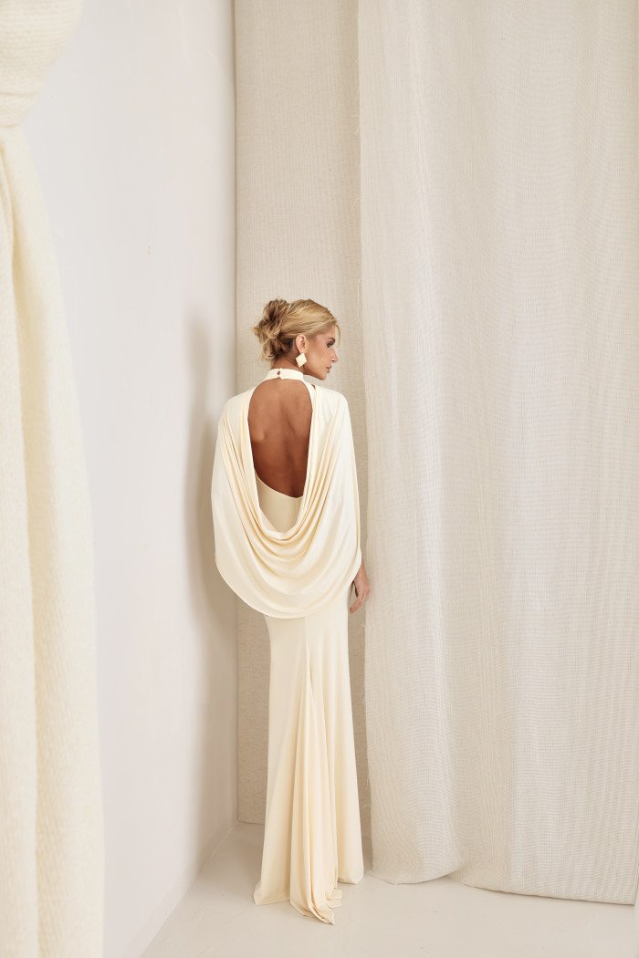VESTIDO REBECA LONGO CAPA - CREME