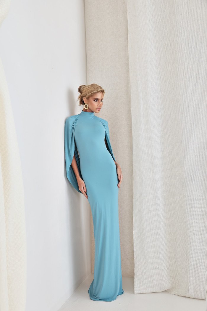 VESTIDO REBECA LONGO CAPA - AZUL SKY
