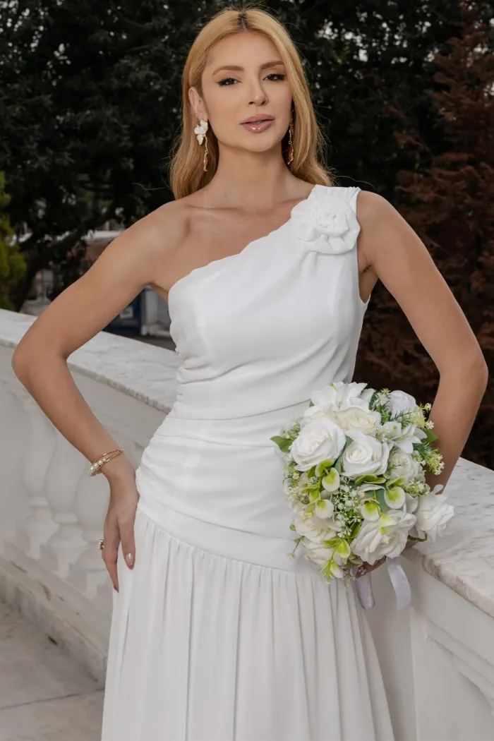 VESTIDO LONGO ROMANA UM OMBRO COM FLOR - OFF WHITE