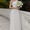 VESTIDO LONGO ROMANA UM OMBRO COM FLOR - OFF WHITE