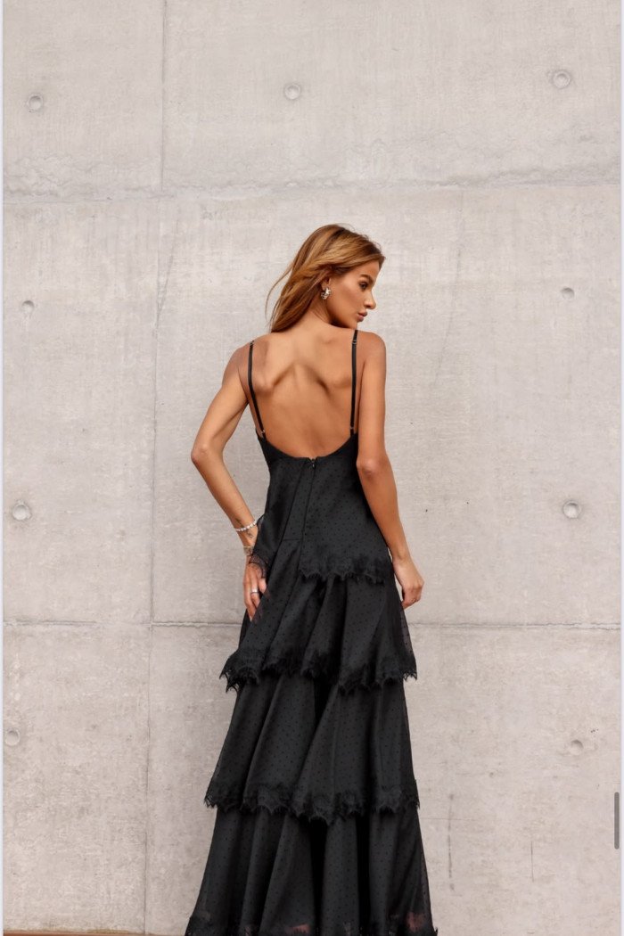 VESTIDO TOULOSE POÁ CAMADAS COM RENDA - PRETO