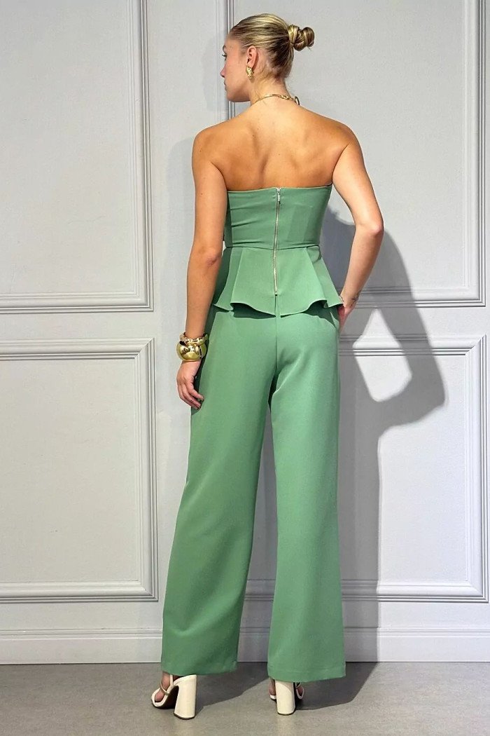 CONJUNTO LEBLON ALFAITARIA BLUSA PEPLUM DETALHE BOTÕES - VERDE