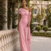 VESTIDO RIVIA LONGO DRAPEADO COM CAPA - ROSA