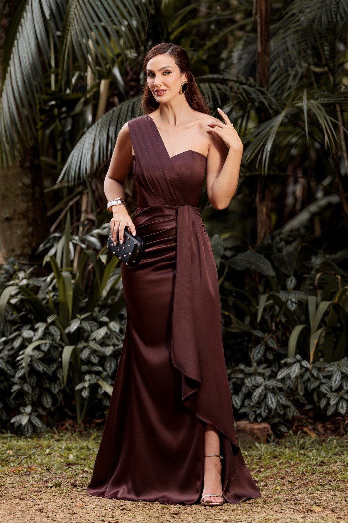 VESTIDO DE FESTA AMÁLIA LONGO UM OMBRO - MARROM