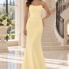 VESTIDO DE FESTE JOANE CREPE ALFAIATARIA COM CAPA - AMARELO MANTEIGA