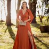 VESTIDO VALERIE CAUDA COSTAS CREPE MUSSELINE - TERRACOTA