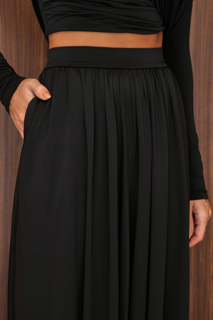 CONJUNTO SUÉCIA CALÇA ALADIM E BLUSA DREPEADA - PRETO