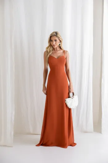 VESTIDO ANTONIETA LONGO CHIFFON CAPA BABADOS - TERRACOTA