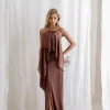 VESTIDO RENATA ALÇAS STRASS BABADOS - MARROM