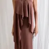 VESTIDO RENATA ALÇAS STRASS BABADOS - MARROM