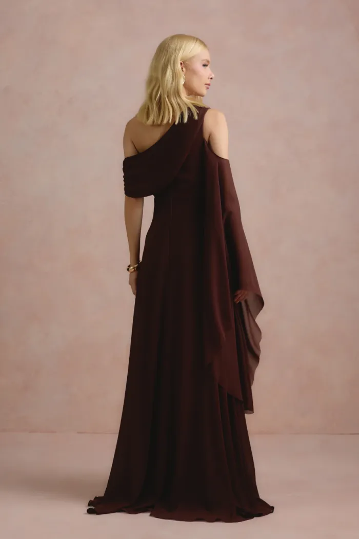 VESTIDO DE FESTA ABU DAHBI OMBRO FIVELA - MARROM