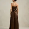 VESTIDO DE FESTA BRENDA T.Q.C LONGO FENDA - MARROM