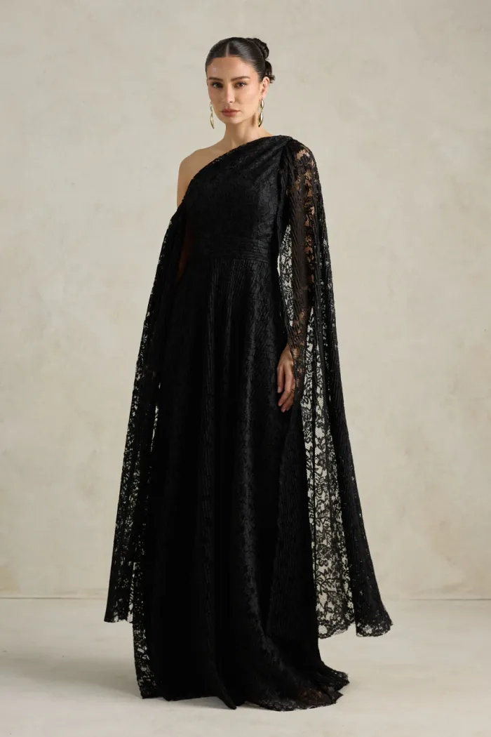 VESTIDO MARILYN RENDA UM OMBRO COM CAPA - PRETO
