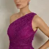 VESTIDO MARILYN RENDA UM OMBRO COM CAPA - FÚCSIA
