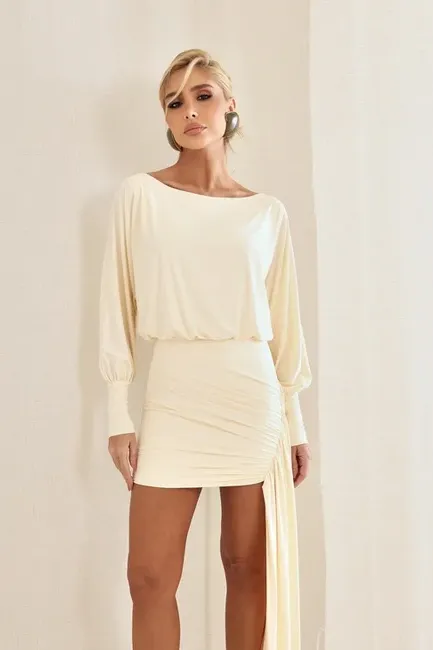 VESTIDO TAILÂNDIA CURTO COM CALDA - OFF WHITE