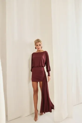 VESTIDO TAILÂNDIA CURTO COM CALDA - ROSÉ QUEIMADO
