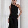 VESTIDO LONGO ASSIMÉTRICO BRUNA - PRETO