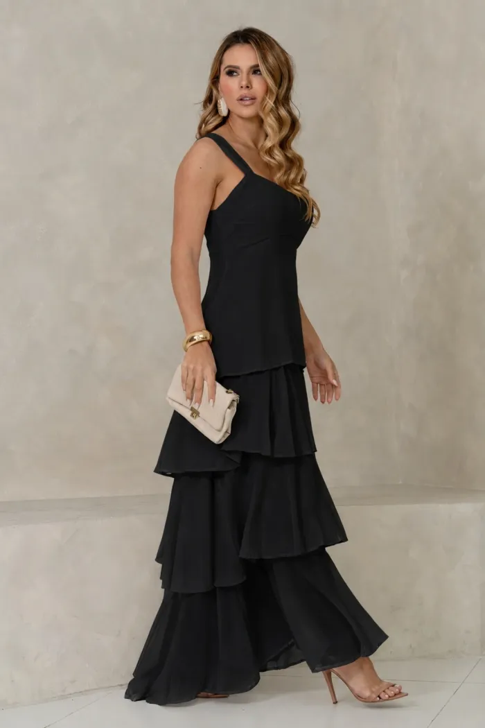 VESTIDO VALÊNCIA LONGO SAIA EVASÊ EM CAMADAS - PRETO