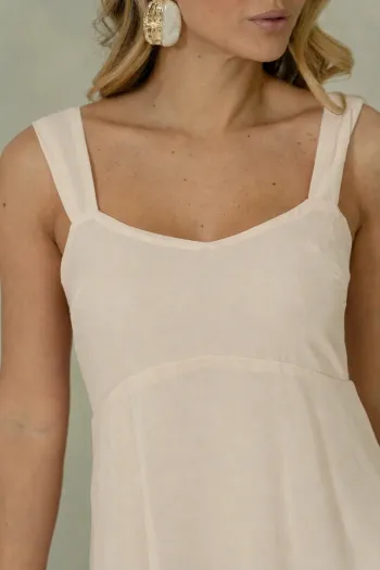 VESTIDO VALÊNCIA LONGO SAIA EVASÊ EM CAMADAS - BEGE