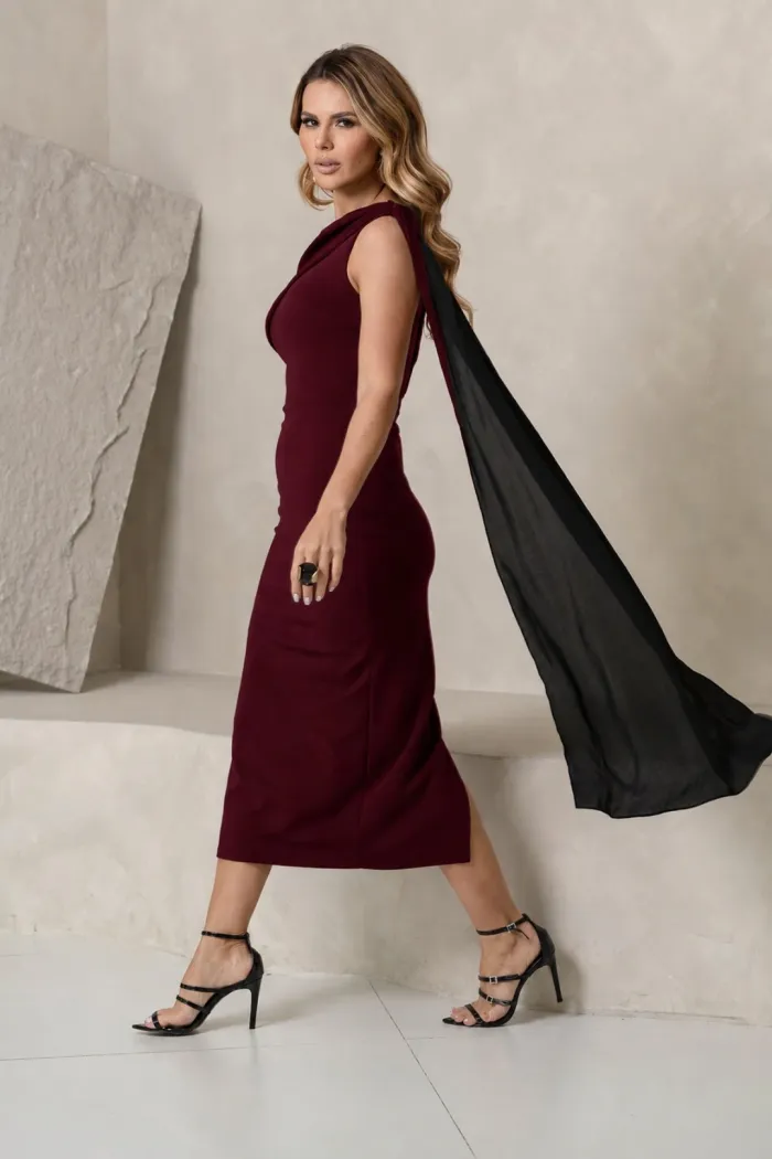 VESTIDO ZOE MIDI TUBINHO DETALHE OMBRO FAIXA - VINHO