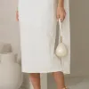 VESTIDO ZOE MIDI TUBINHO DETALHE OMBRO FAIXA - OFF WHITE