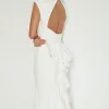 VESTIDO HELENA LONGO COM CAUDA E BABADOS COSTAS ABERTA - OFF WHITE