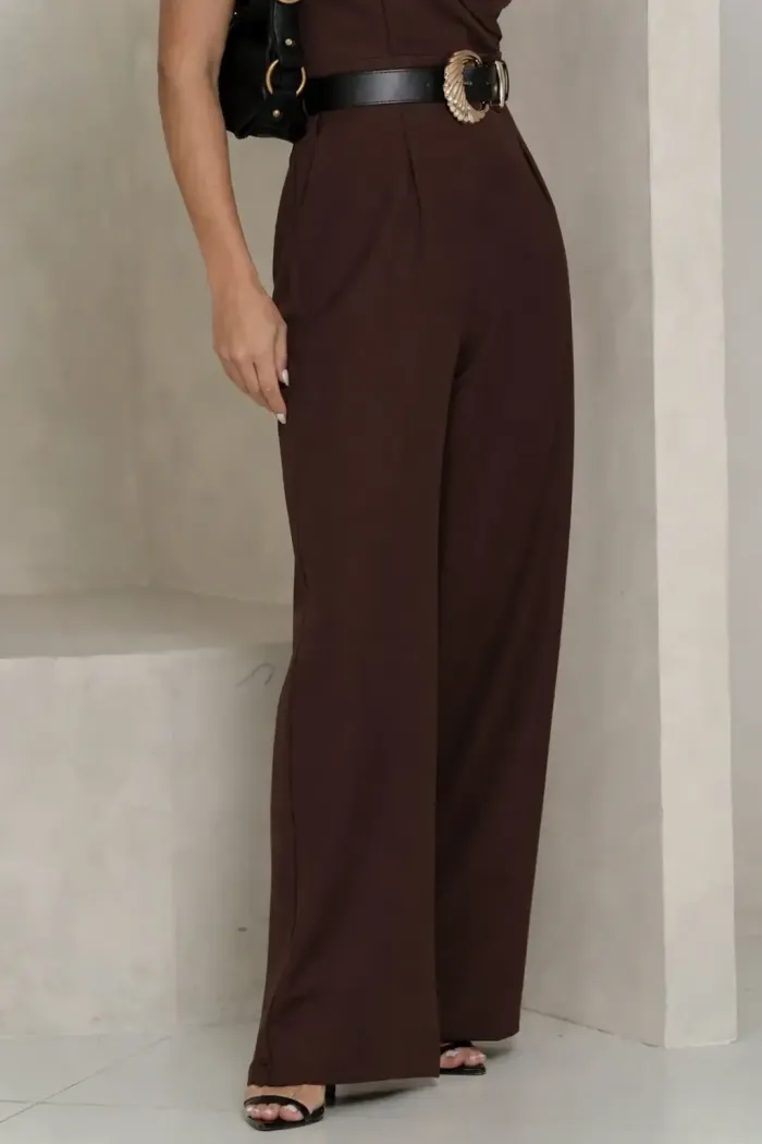 MACACÃO PANTALONA LAPELA COM CINTO COURINO - MARROM