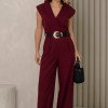 MACACÃO PANTALONA LAPELA COM CINTO COURINO - VINHO