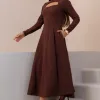 VESTIDO MIDI DAKOTA MANGA LONGA DECOTE QUADRADO - MARROM
