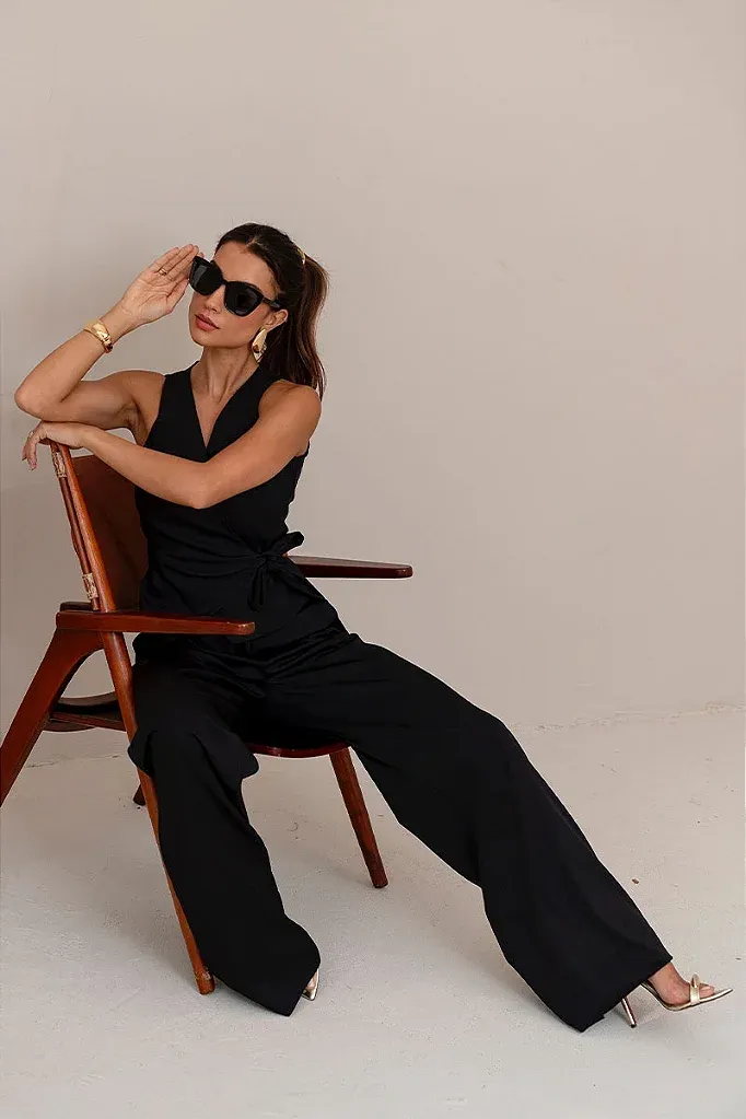 CONJUNTO MELINA CALÇA COM BLUSA TRANSPASSADA - PRETO