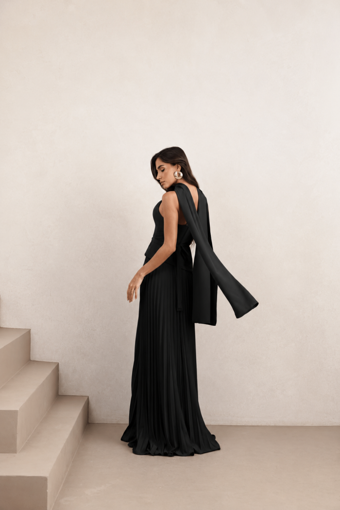 VESTIDO DE FESTA MAITÊ SAIA PLISSADA CHOKER - PRETO