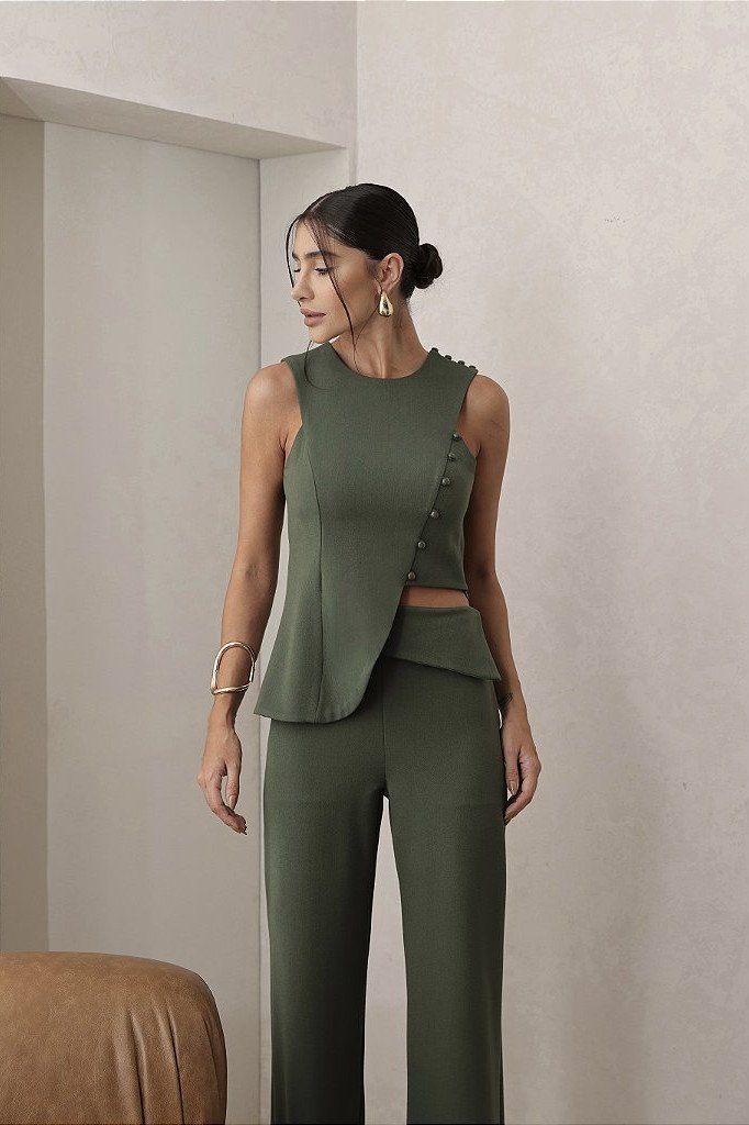 CONJUNTO ANNA ALFAIATARIA DETALHE BOTÃO - VERDE MILITAR