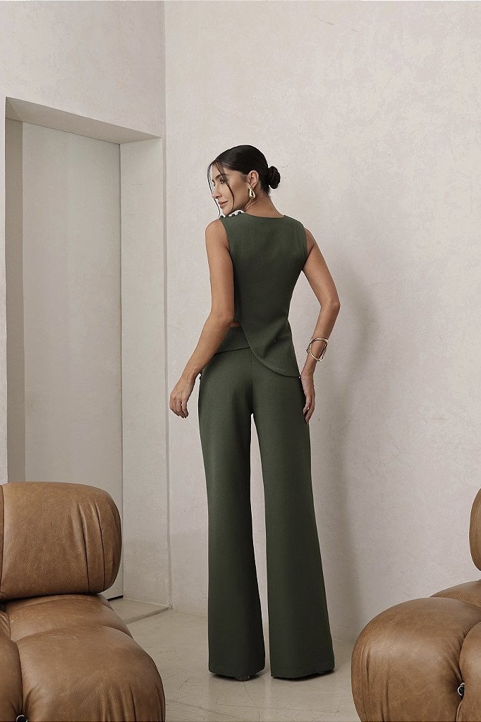 CONJUNTO ANNA ALFAIATARIA DETALHE BOTÃO - VERDE MILITAR