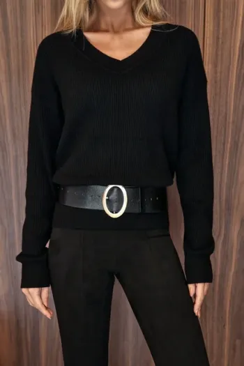 BLUSA FLUFFY DECOTE V - PRETO