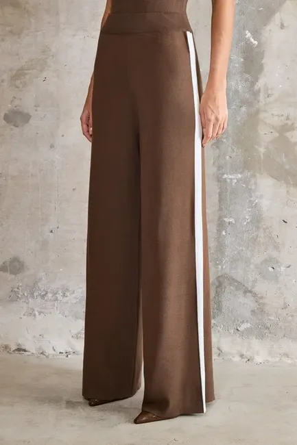 CONJUNTO AMSTERDÃ REGATA E CALÇA LISTRADO - KAKI