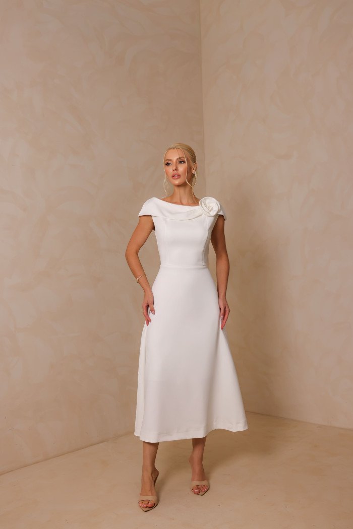 VESTIDO HILDA MIDI DETALHE FLOR - OFF WHITE