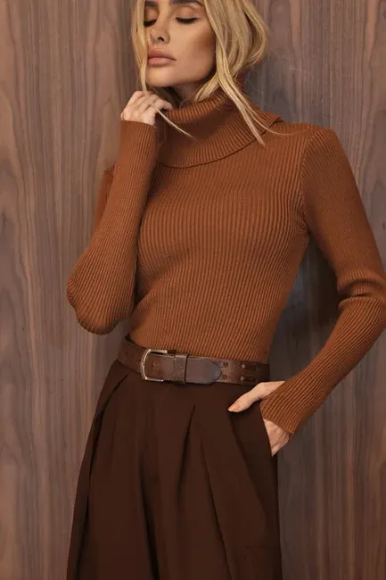 BLUSA LUDMILLA MODAL DEDINHO GOLA - CAMEL