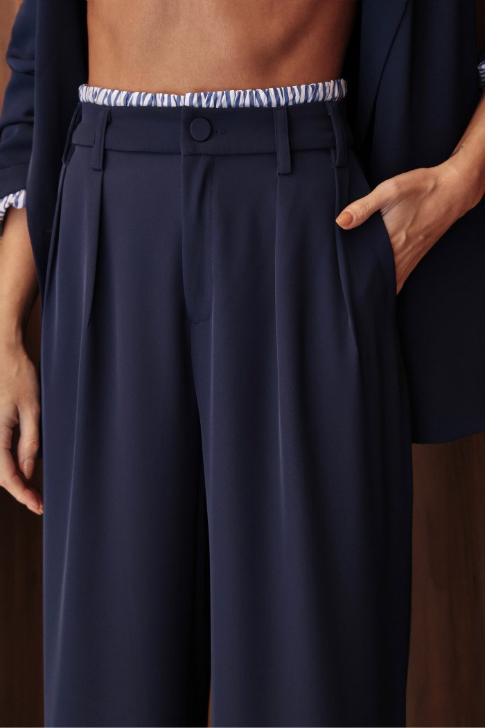 CONJUNTO NOVA YORK BLAZER E CALÇA CÓS LISTRADO - AZUL MARINHO